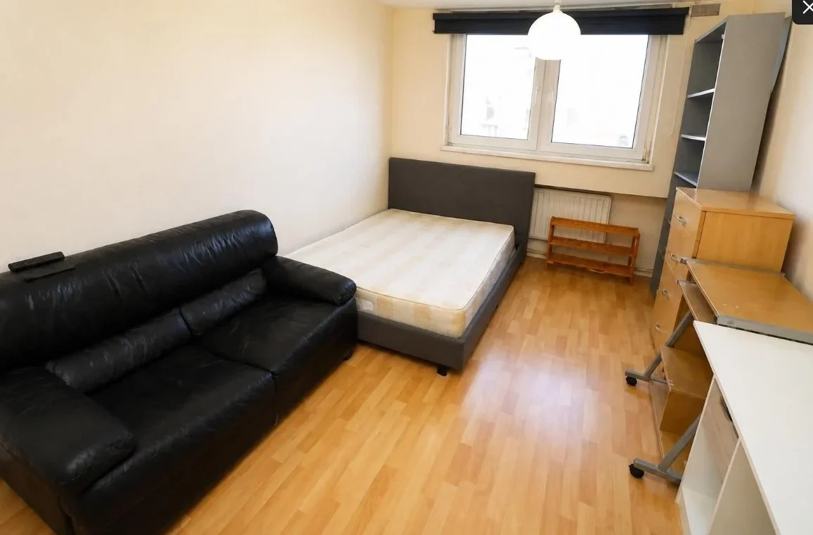 Room Stafford Terrace in Greater London