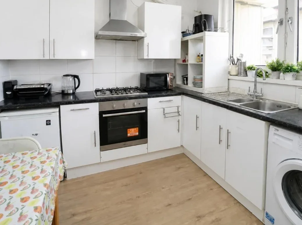 Room Stafford Terrace in Greater London