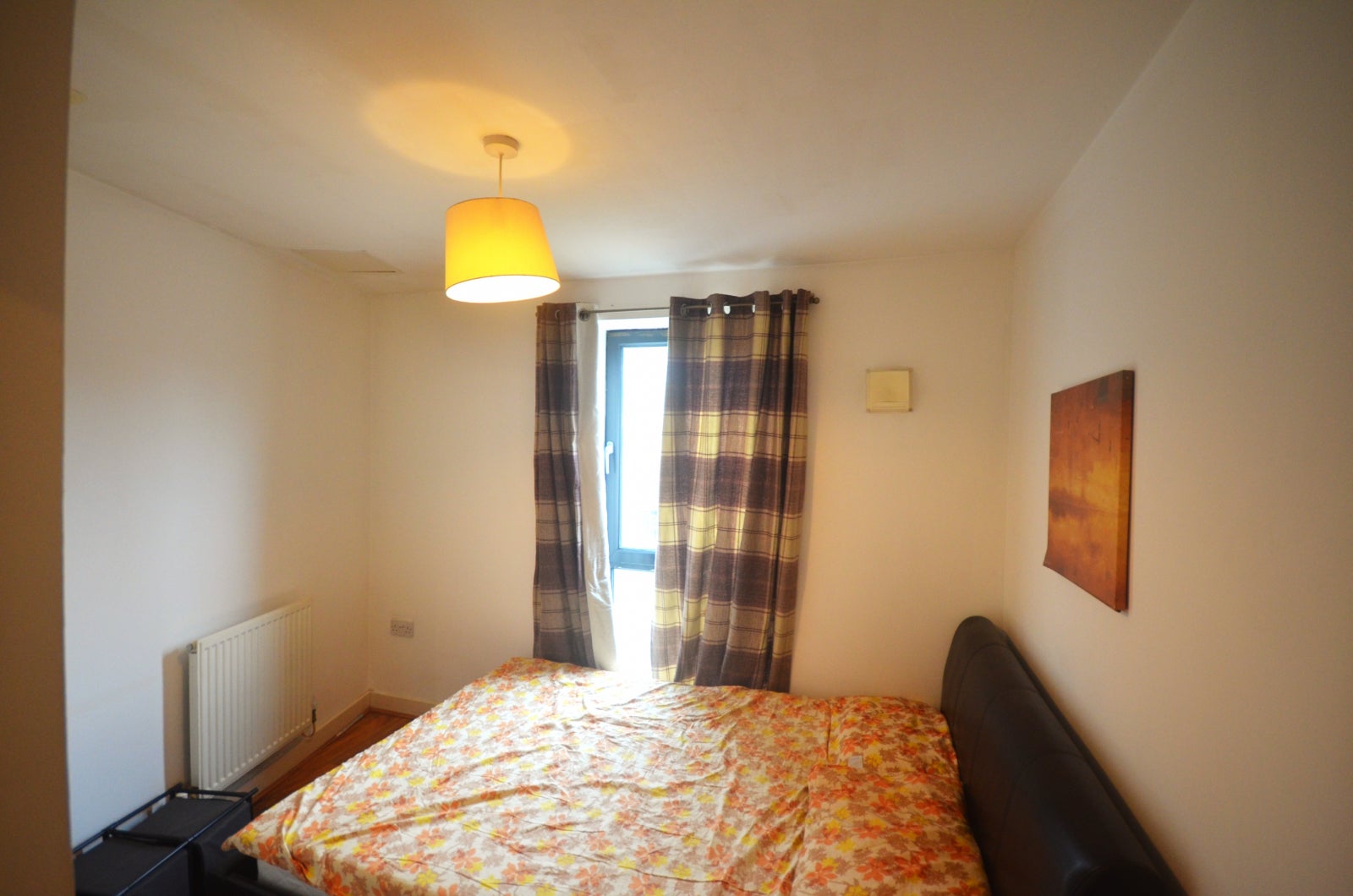 Flat Parham Drive in London