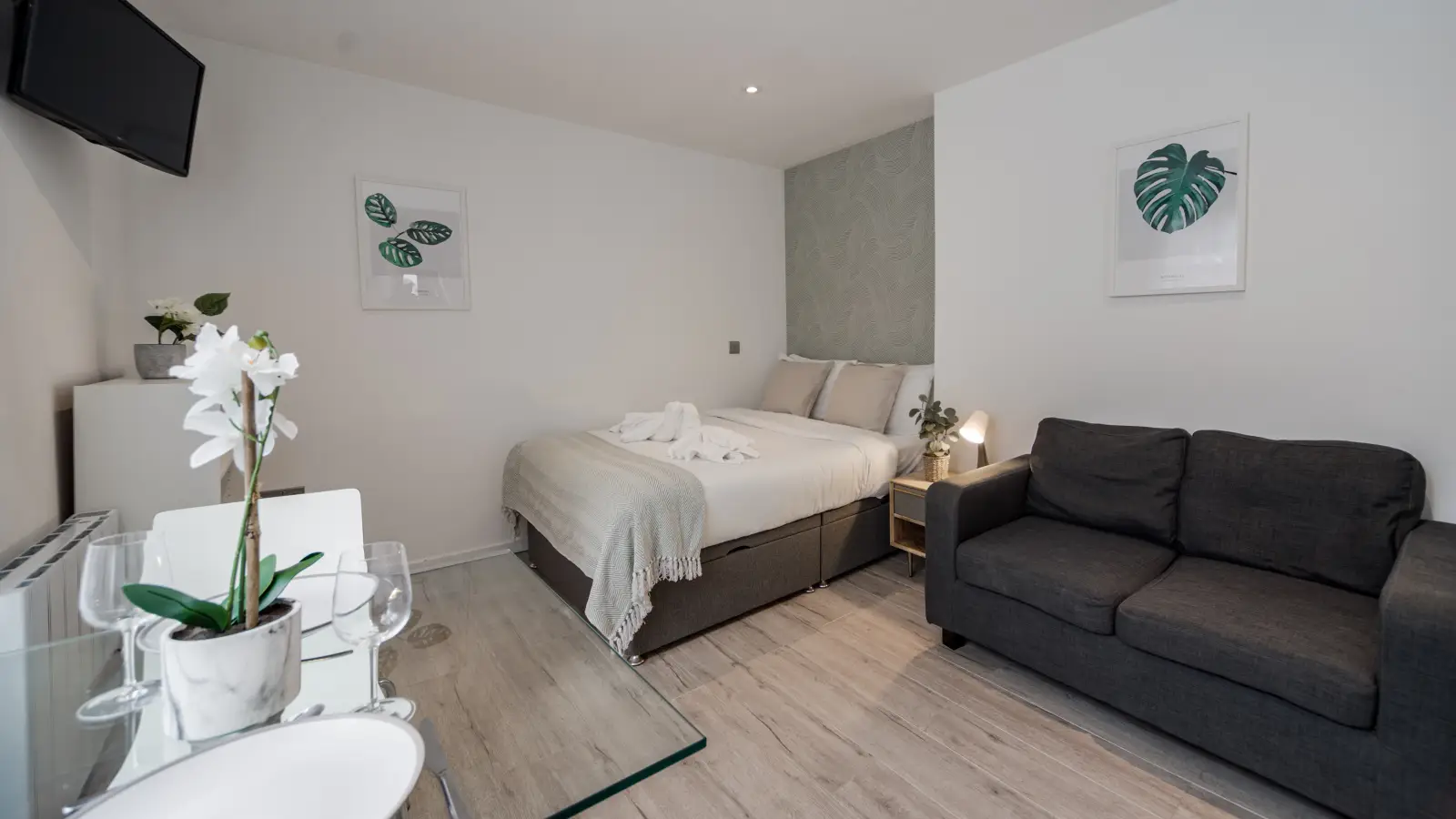 Flat Queensborough Terrace in City of Westminster