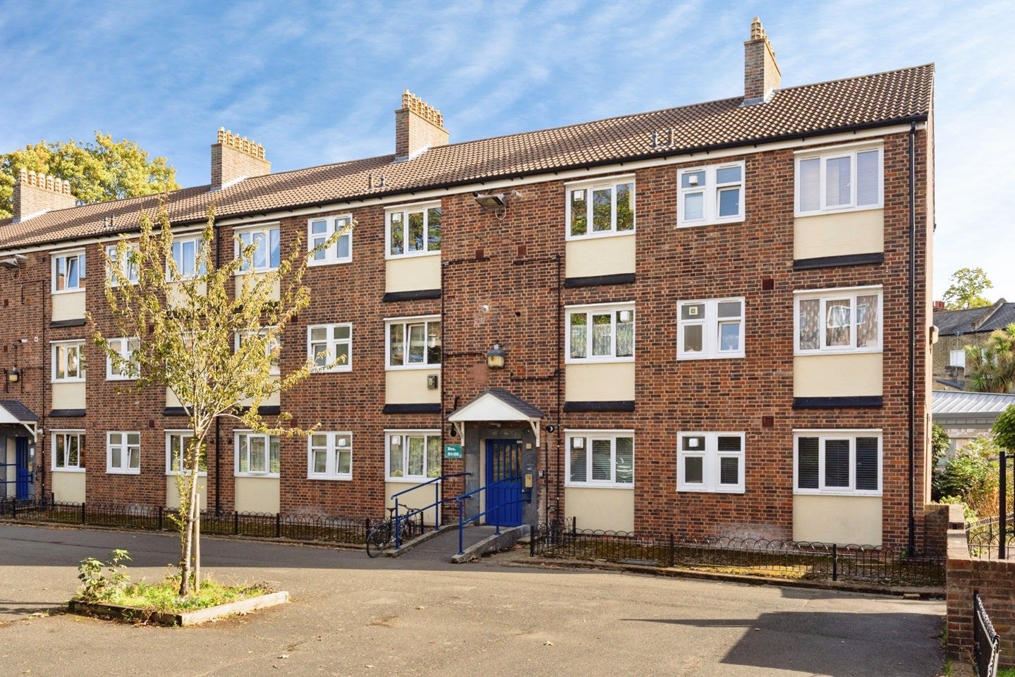 Flat Rutland Road in Greater London