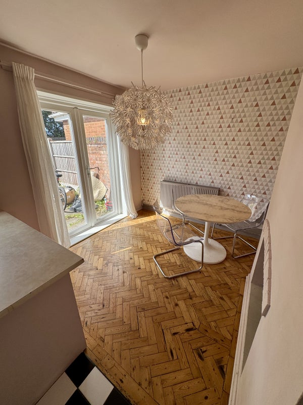 Room Shalnecote Grove in Birmingham