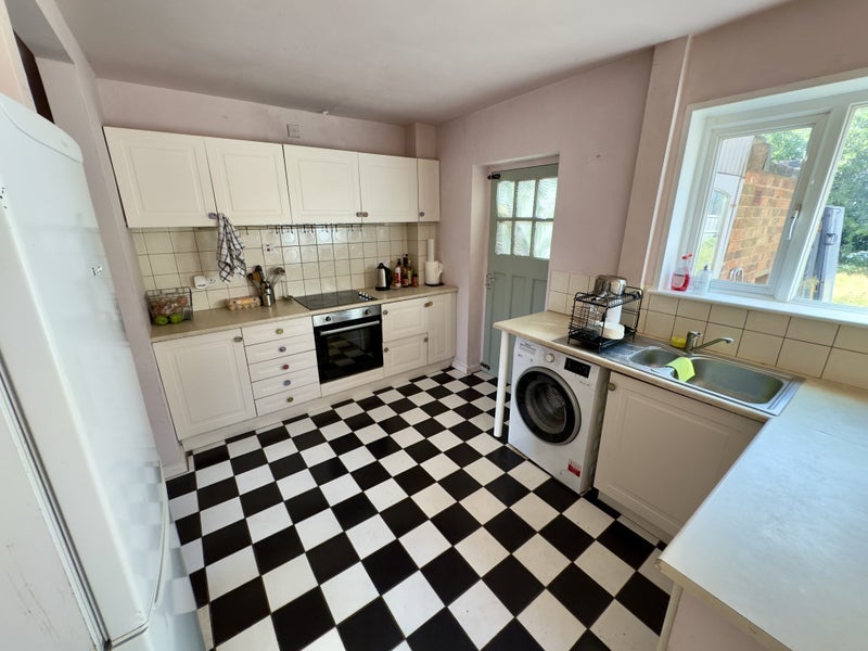 Room Shalnecote Grove in Birmingham