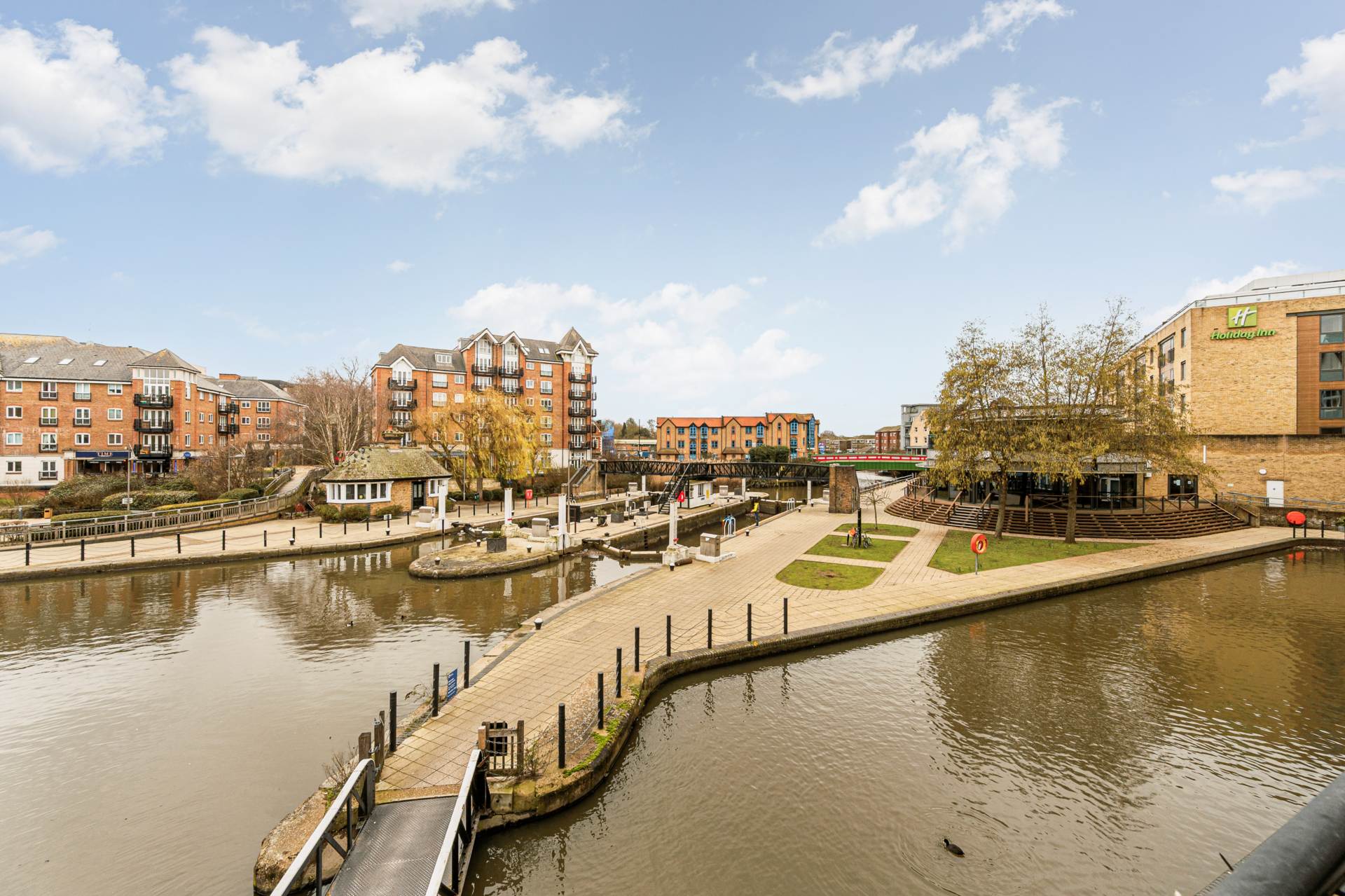 Flat Durham Wharf Drive in Greater London