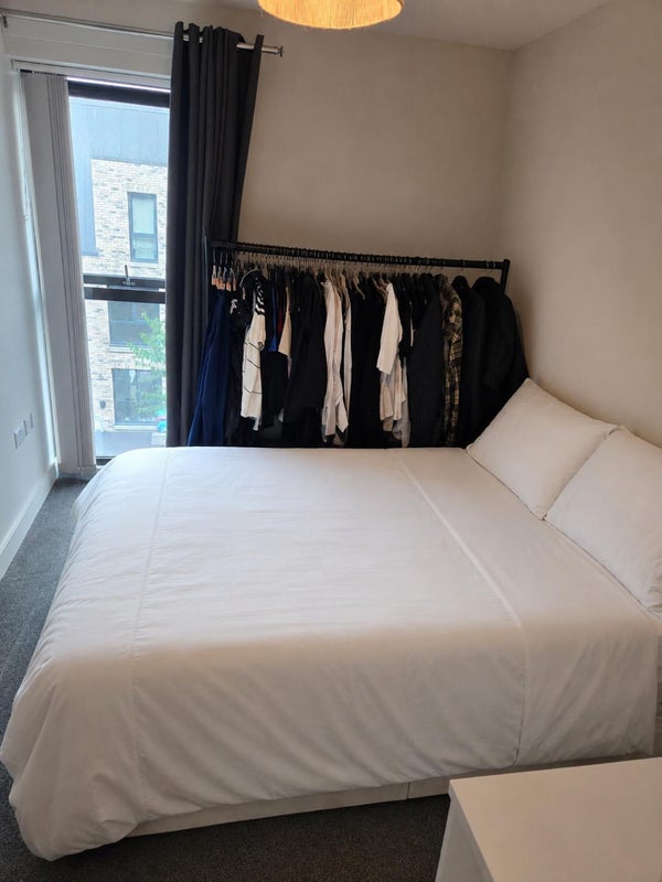 Room Navigation Street in Manchester