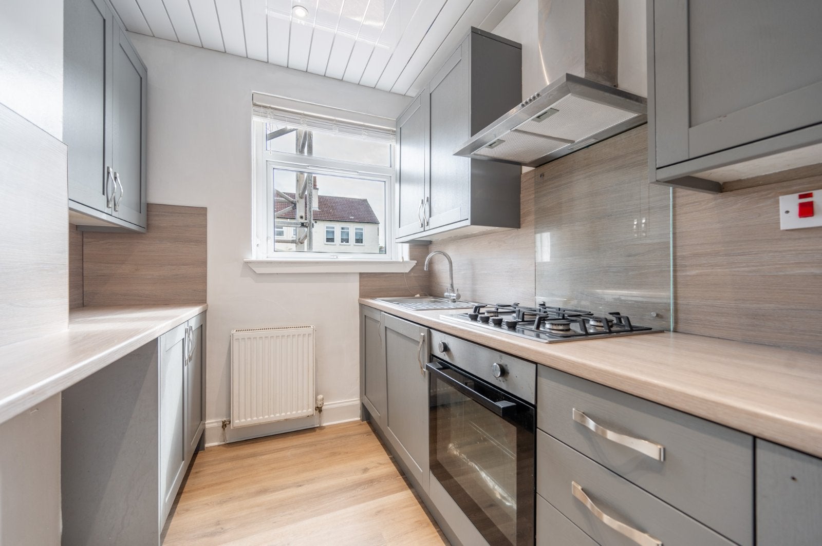 Flat Giffnock Park Avenue in Giffnock
