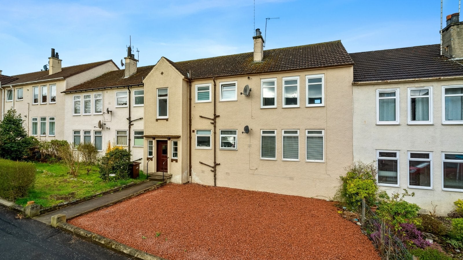 Flat Giffnock Park Avenue in Giffnock