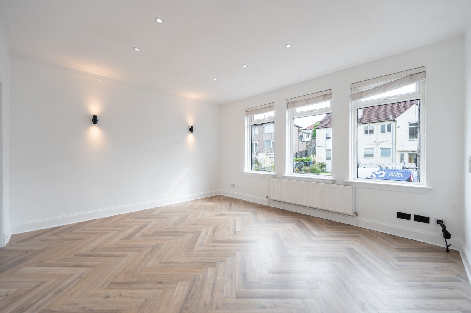Flat Giffnock Park Avenue in Giffnock