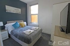 Room Honiton Road in Southend-on-Sea