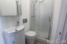 Room Honiton Road in Southend-on-Sea