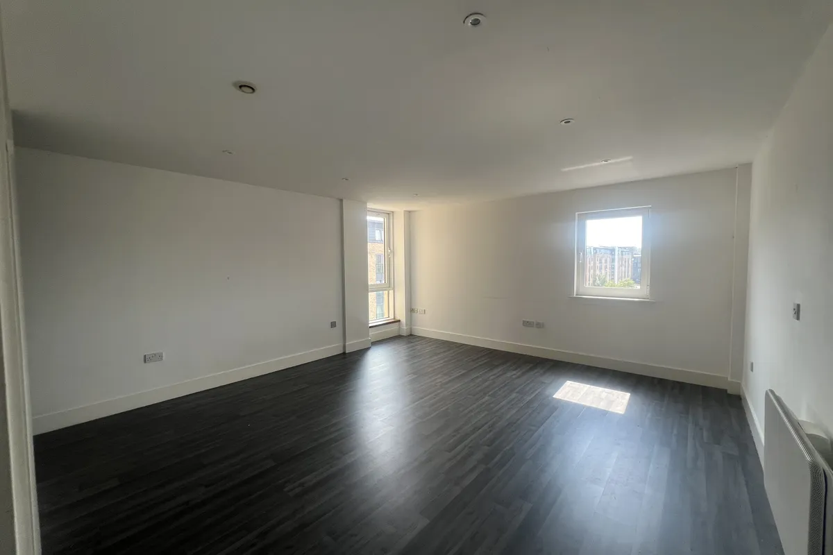 Flat Butetown Link in Cardiff