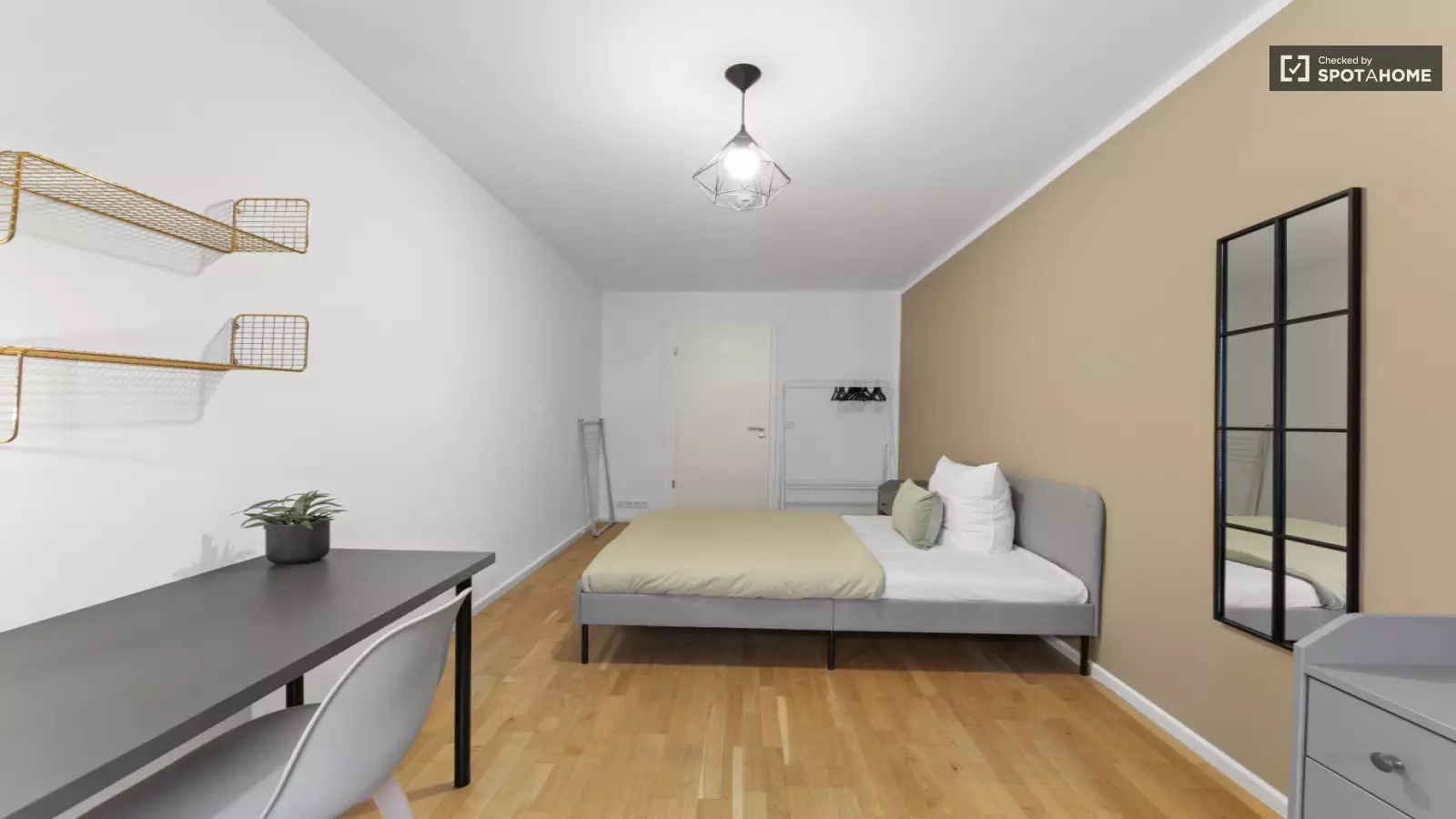 Wohnung Kronenstraße in Berlin
