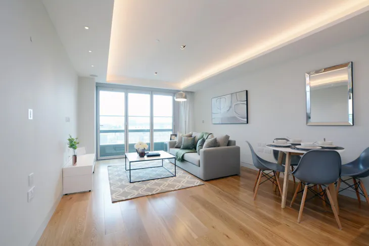 Flat City Road in Greater London