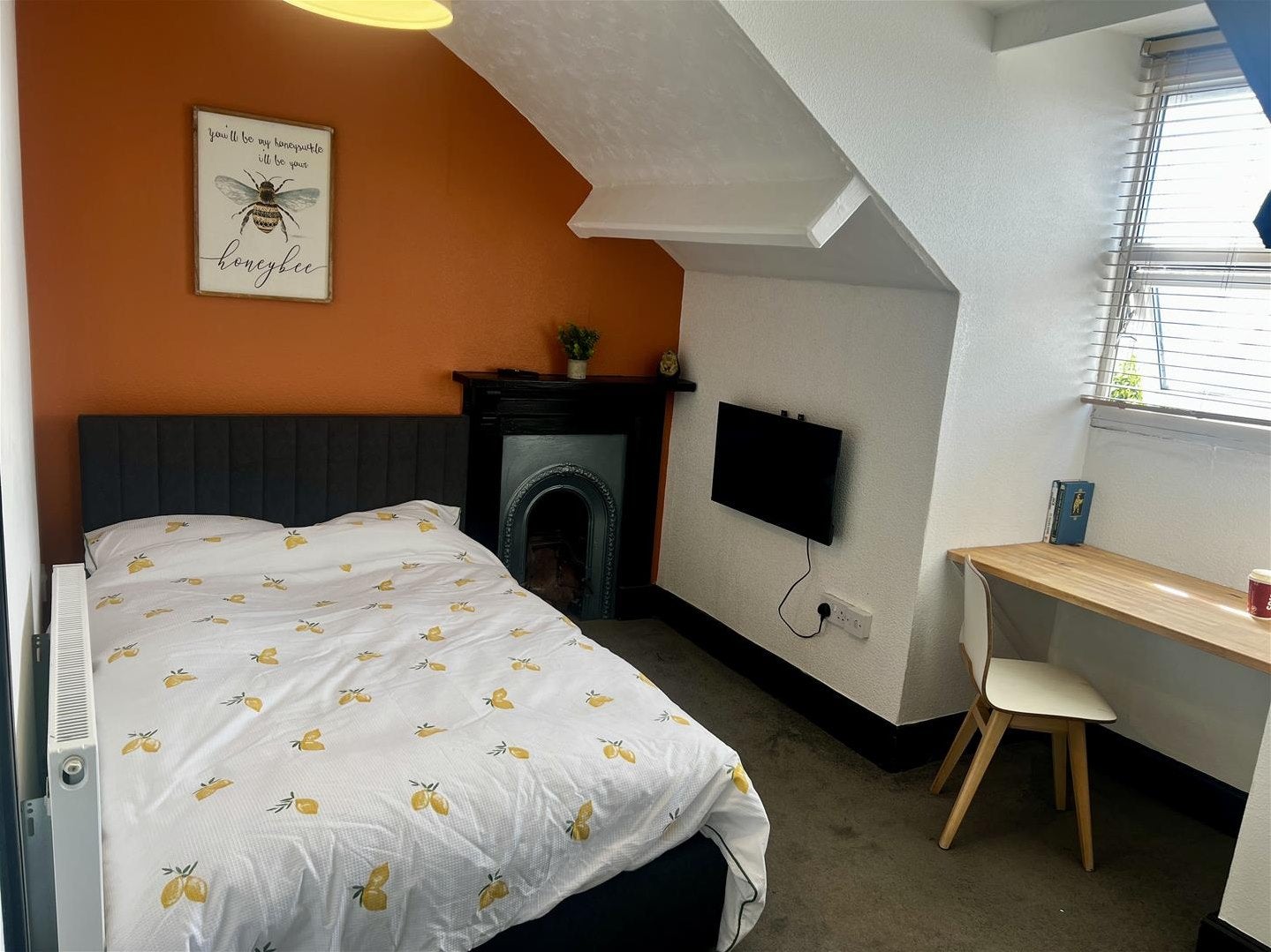 Room Stretton Road in Leicester