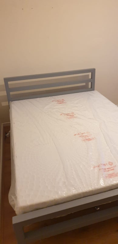Room Bruce Road in Greater London