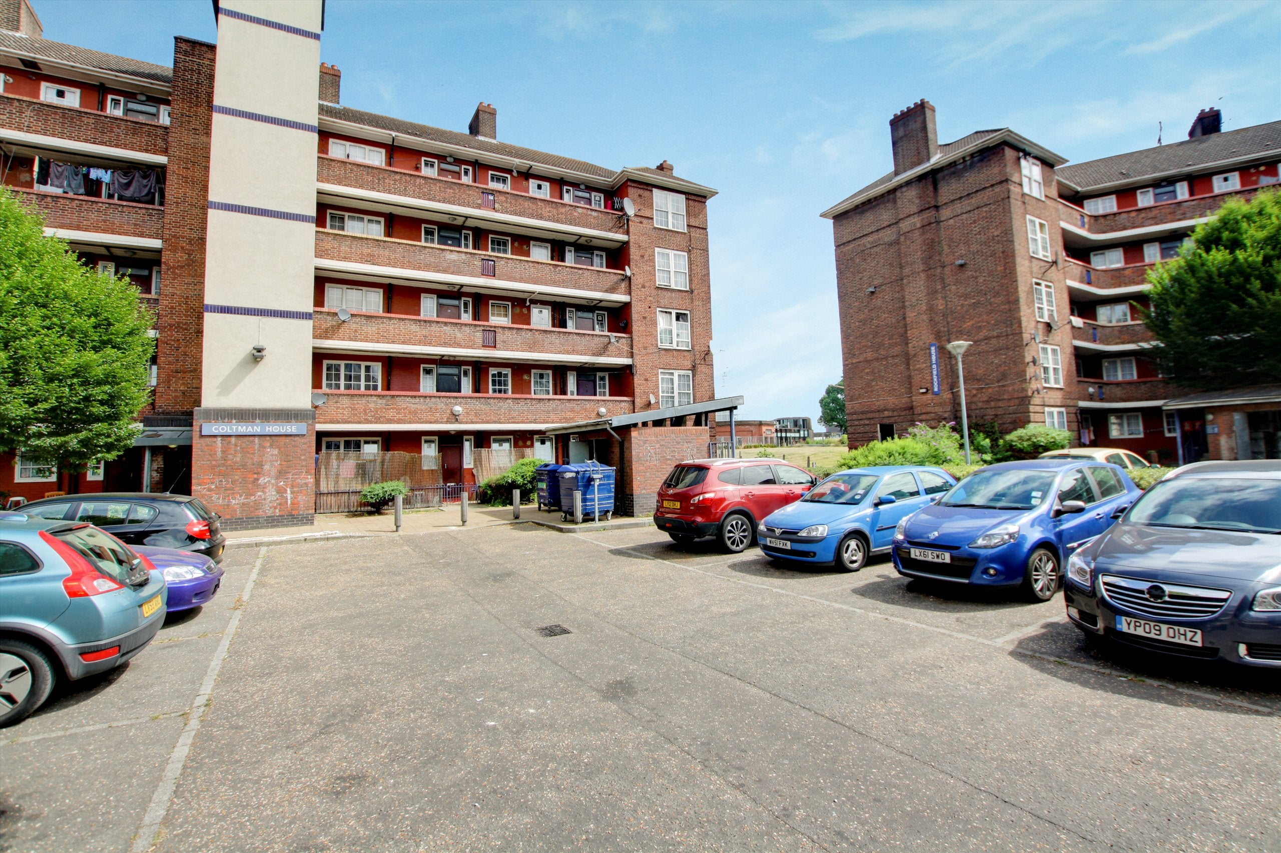 Flat Welland Street in Greater London