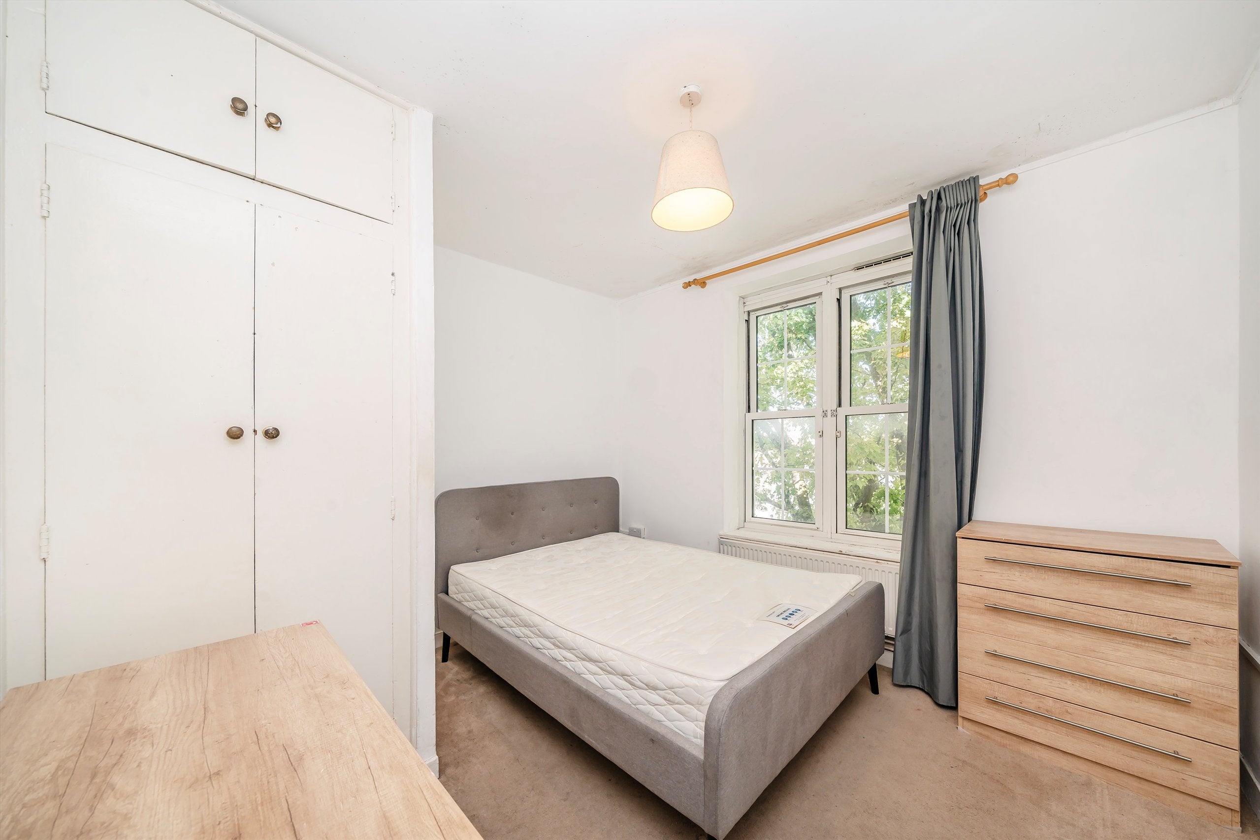 Flat Welland Street in Greater London