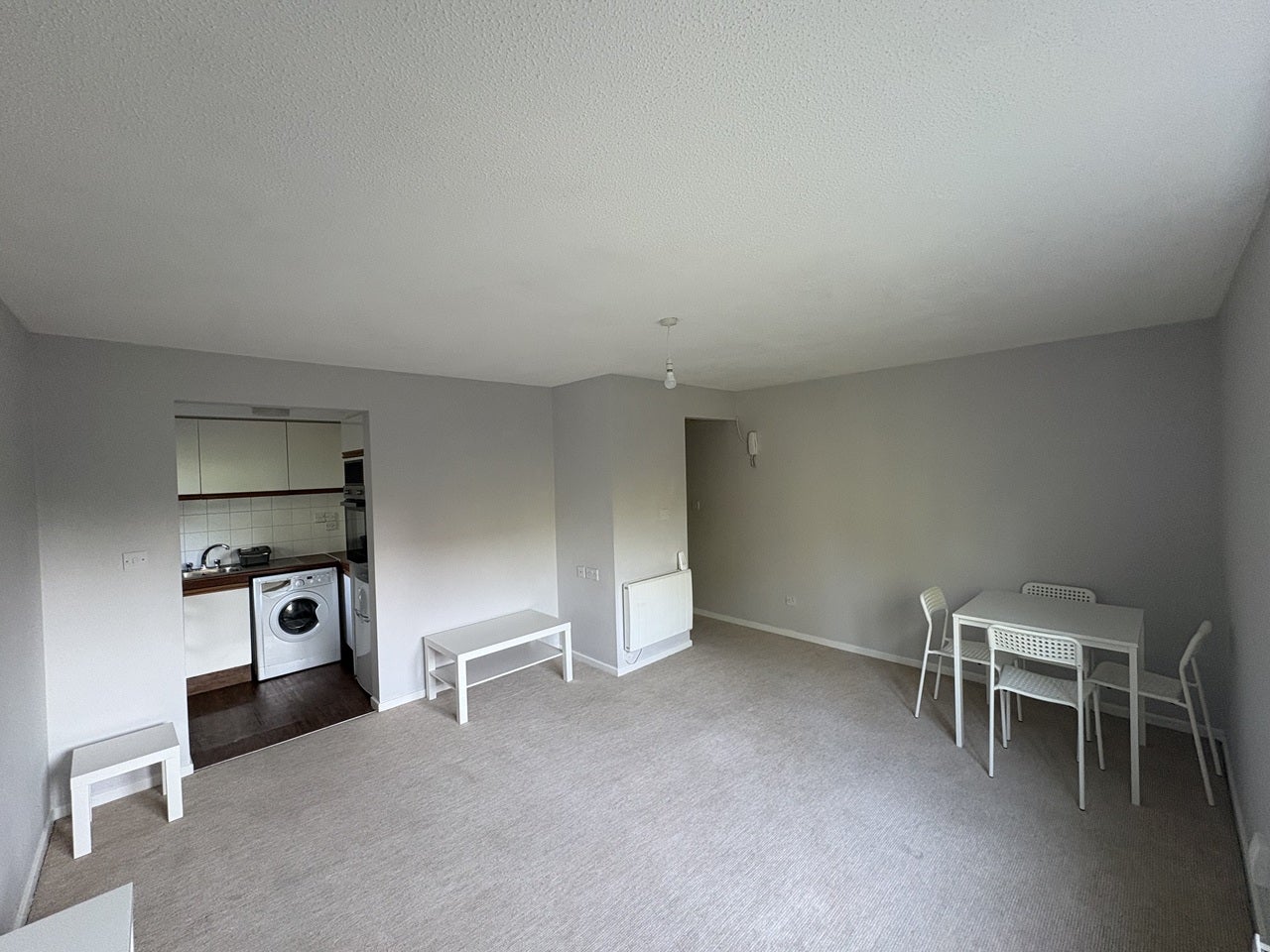 Flat Rickwood in Reigate and Banstead