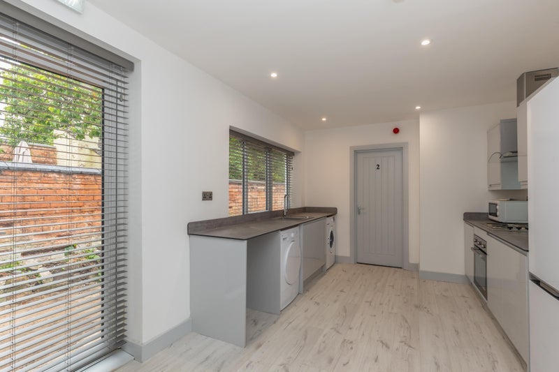 Room Stanmore Road in Birmingham