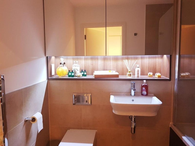 Room Fergus Street in Greater London