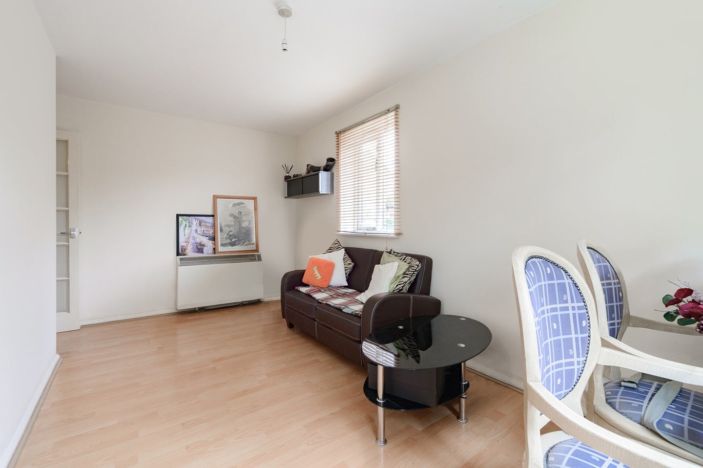 Flat Upton Close in Greater London