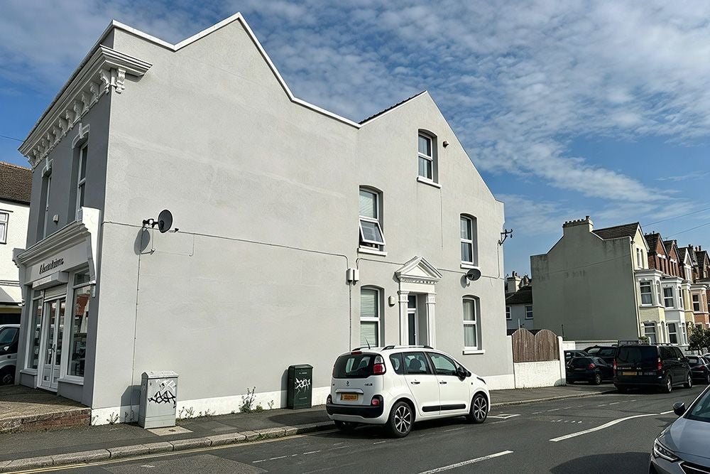 Flat Upper Park Road in St Leonards