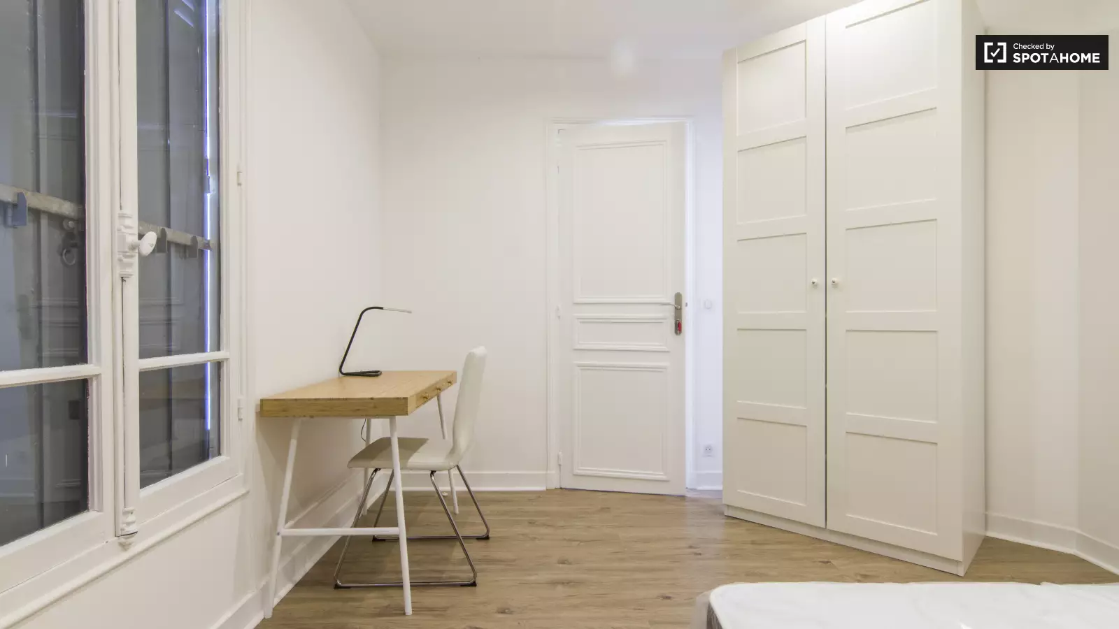 Flat Rue Ernest Fabre / Rue François Mitterrand in Saint-Denis