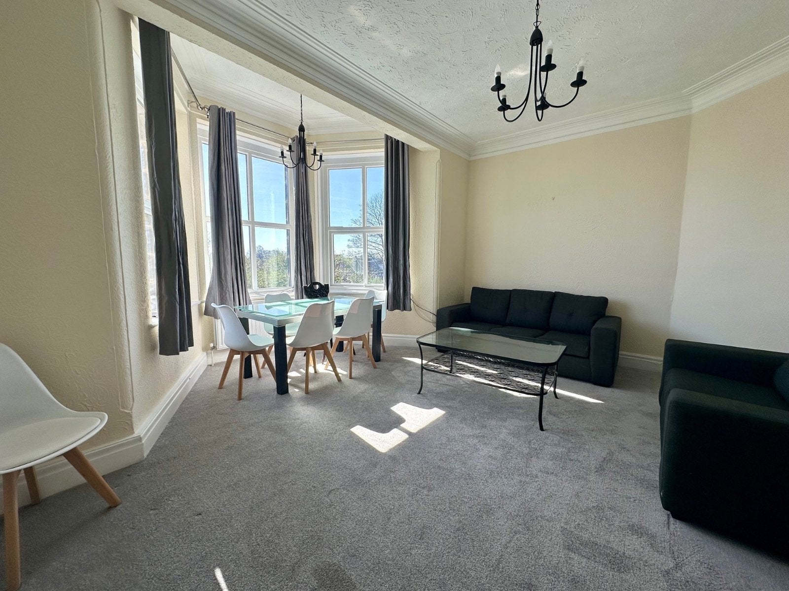 Flat Falkland Rise in Leeds