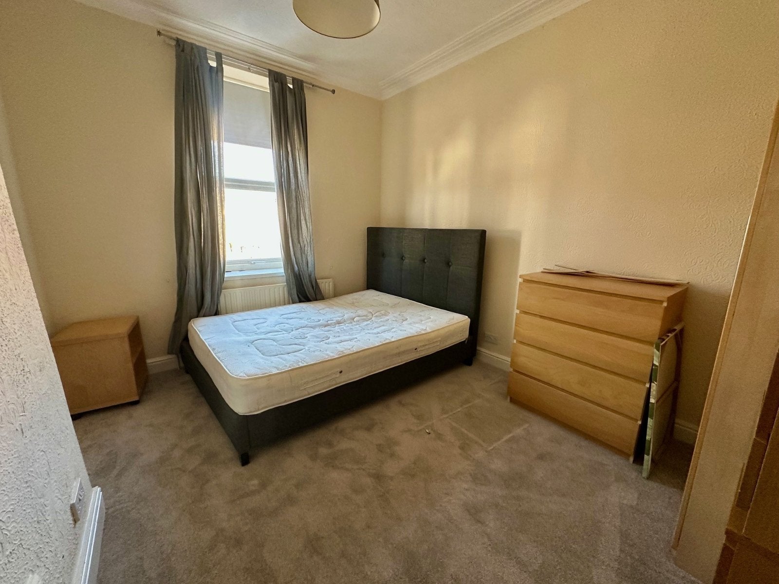 Flat Falkland Rise in Leeds