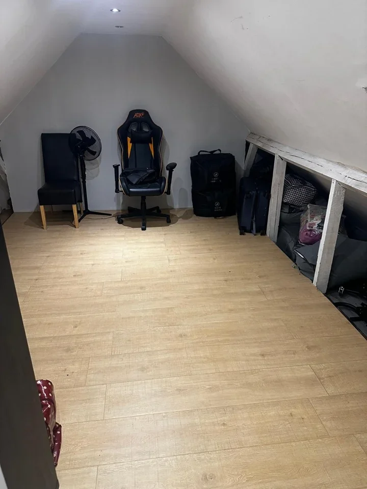 Room Bruton Road in Greater London