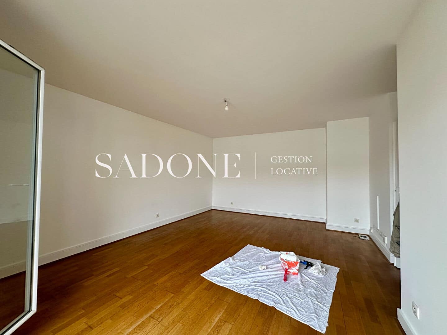 Flat Rue Deguingand in Levallois-Perret