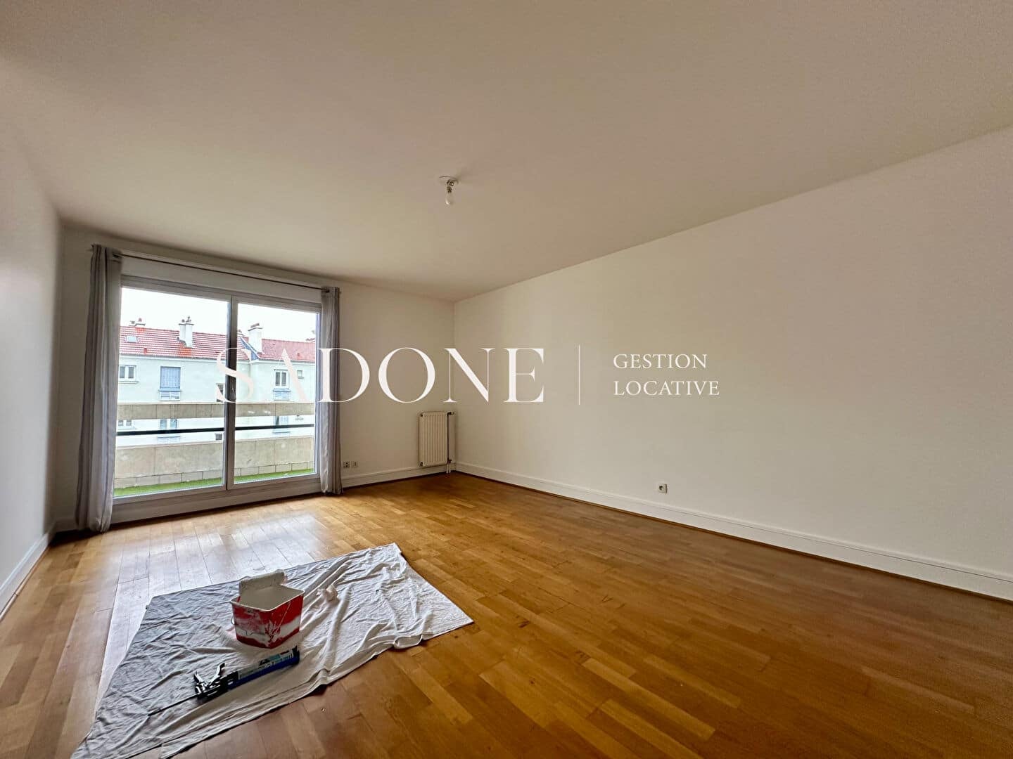 Flat Rue Deguingand in Levallois-Perret