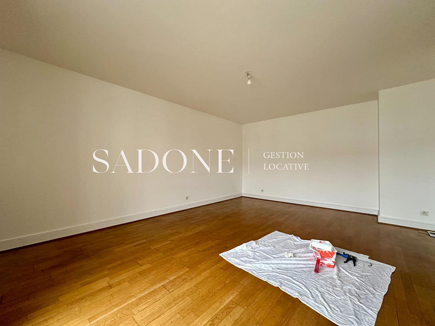 Flat Rue Deguingand in Levallois-Perret