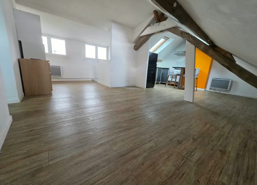 Flat Quai de la Courtille in Melun