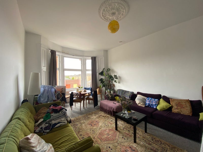 Flat Victoria Road in Glasgow