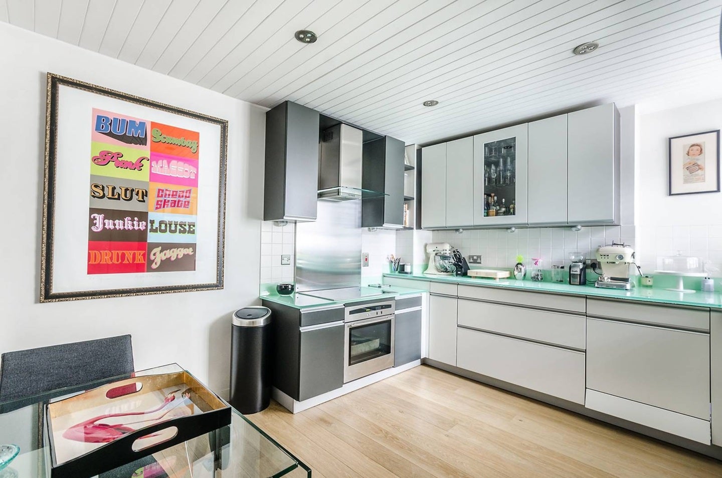 Flat Great Newport Street in City of Westminster
