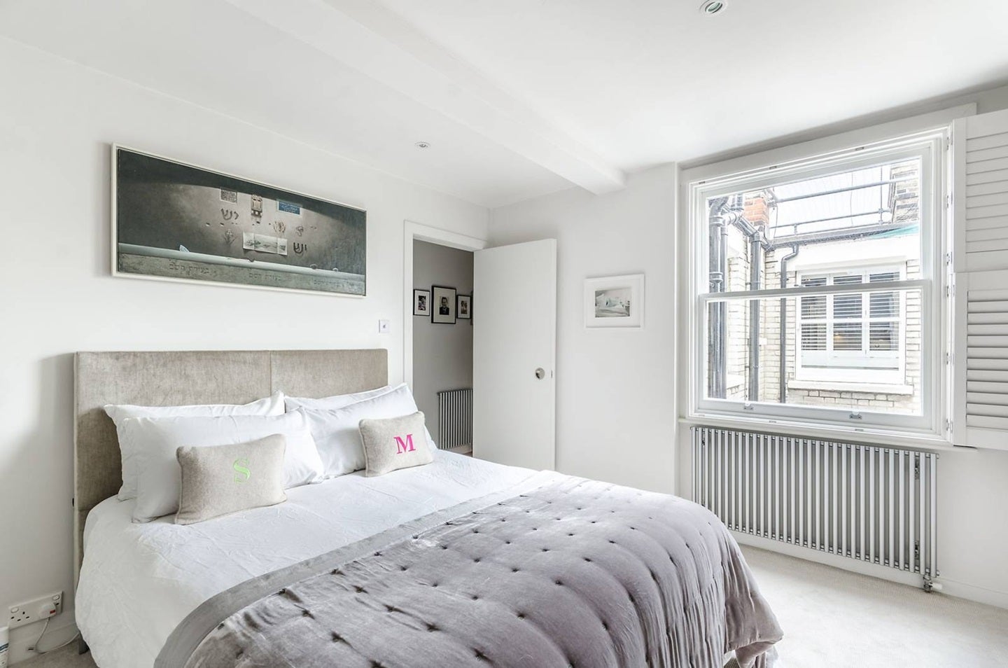 Flat Great Newport Street in City of Westminster