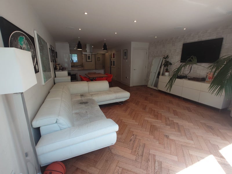 Room Wavertree Road in Greater London