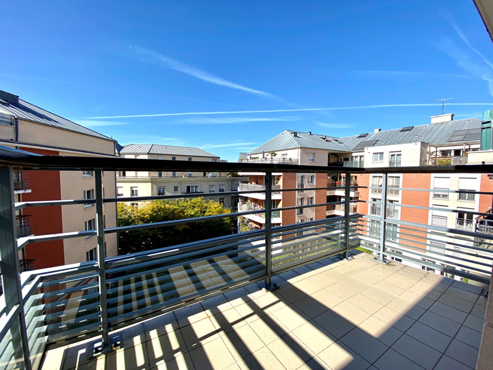 Appartement Avenue Édouard Vaillant à Suresnes