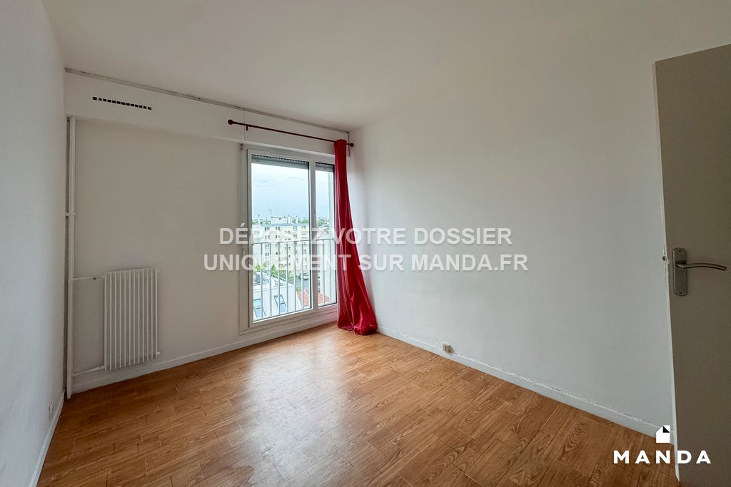 Flat Rue des Chantereines in Montreuil