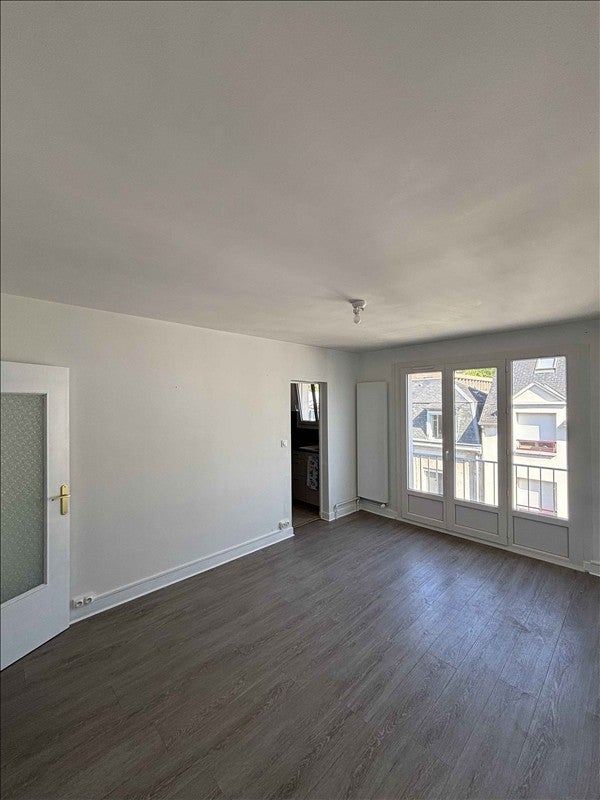 Flat Rue Victor Hugo in Tours