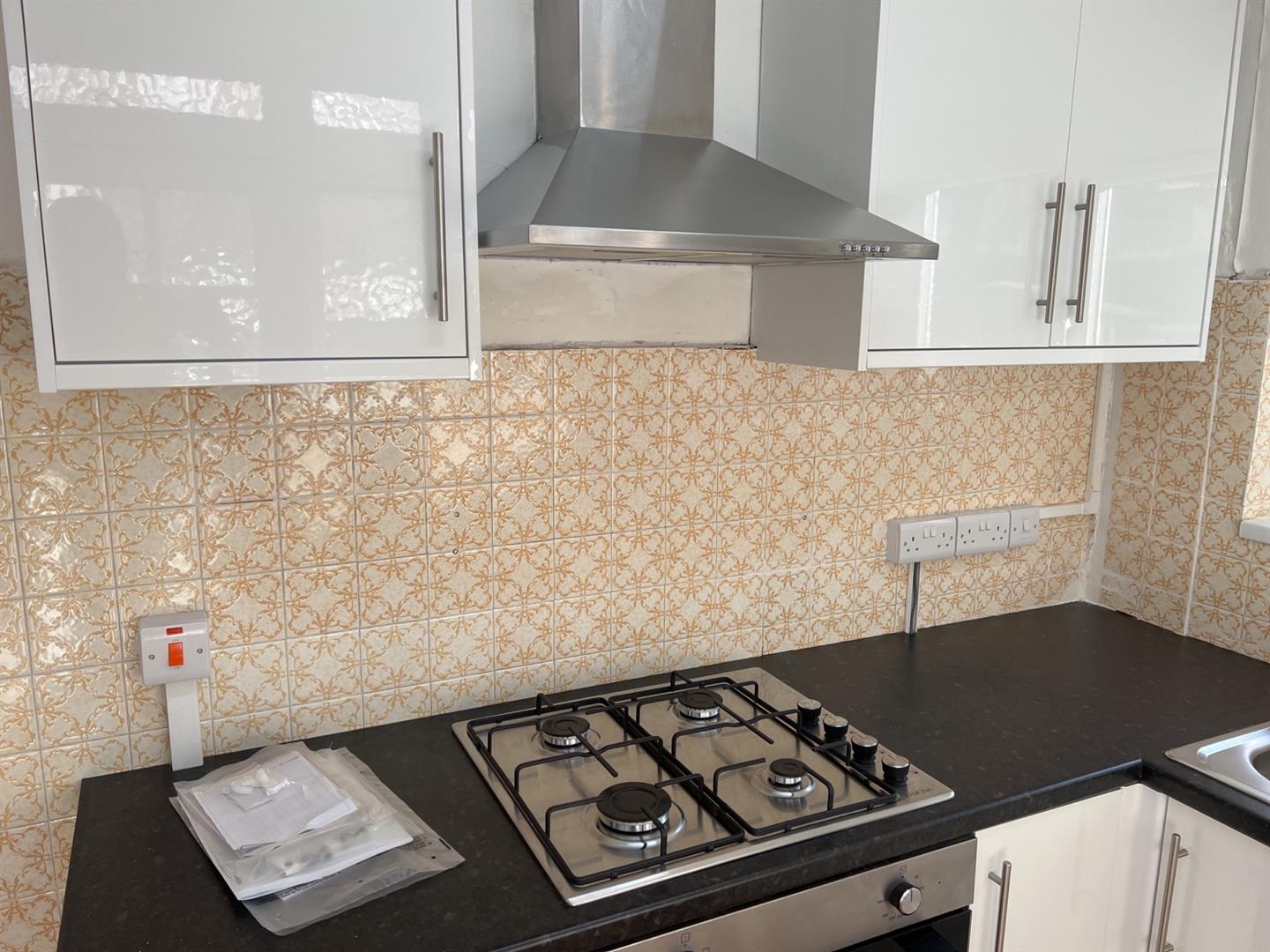 House Kinross Close in Greater London