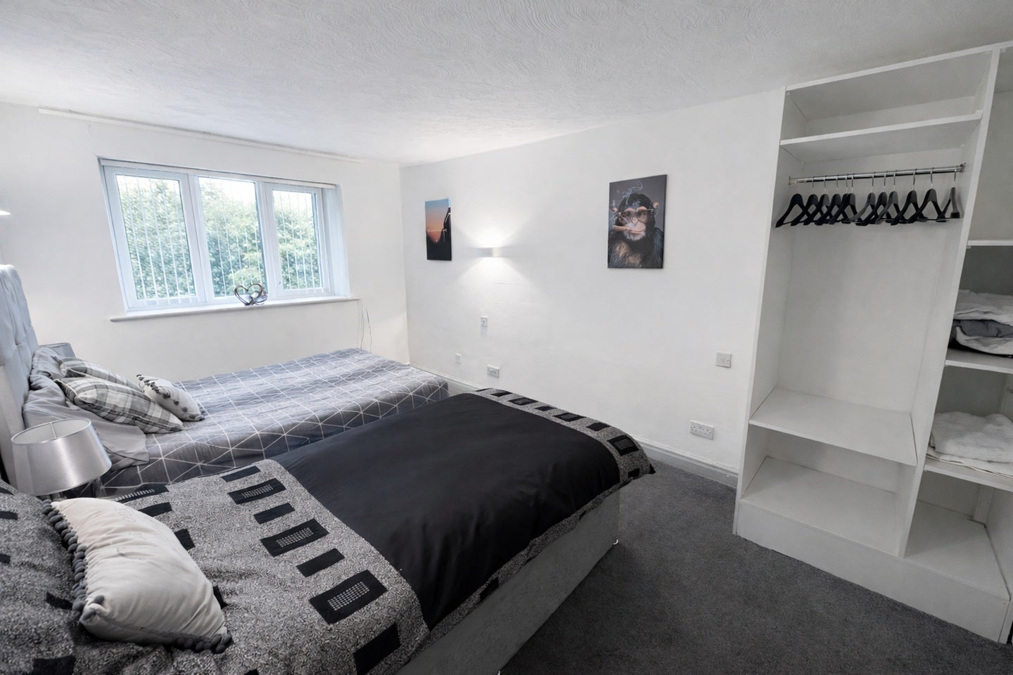 Room Rochdale Road in Oldham