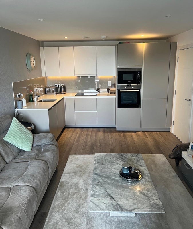Flat Streatham Hill in Greater London