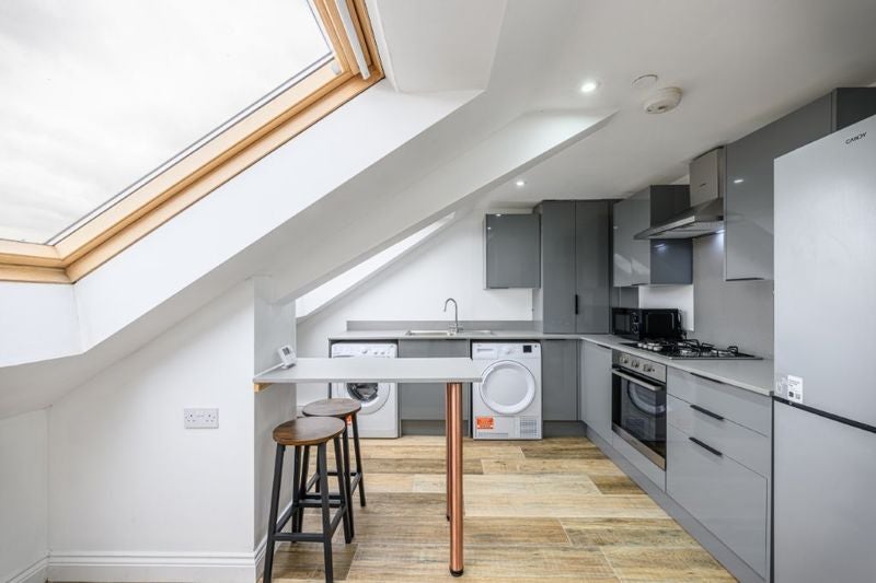Flat Eslington Terrace in Newcastle upon Tyne