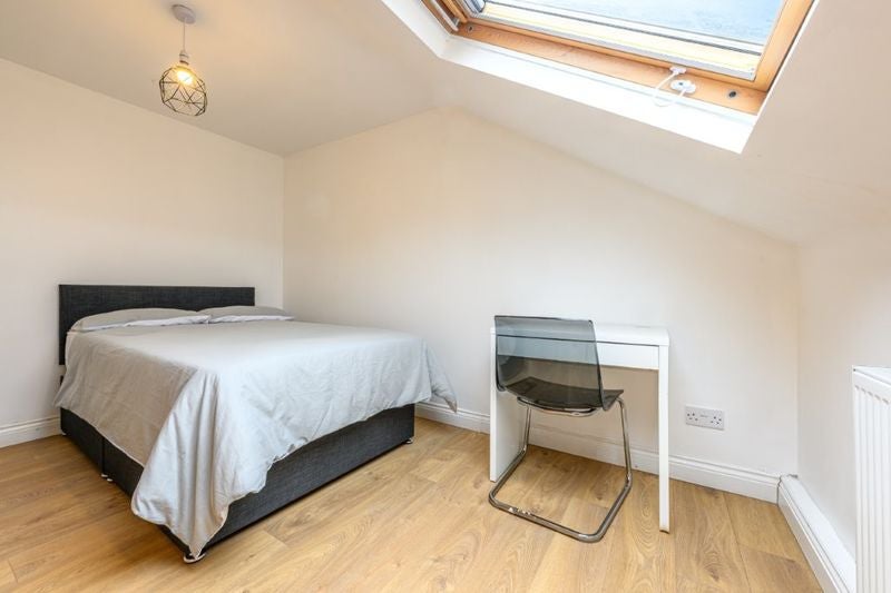 Flat Eslington Terrace in Newcastle upon Tyne
