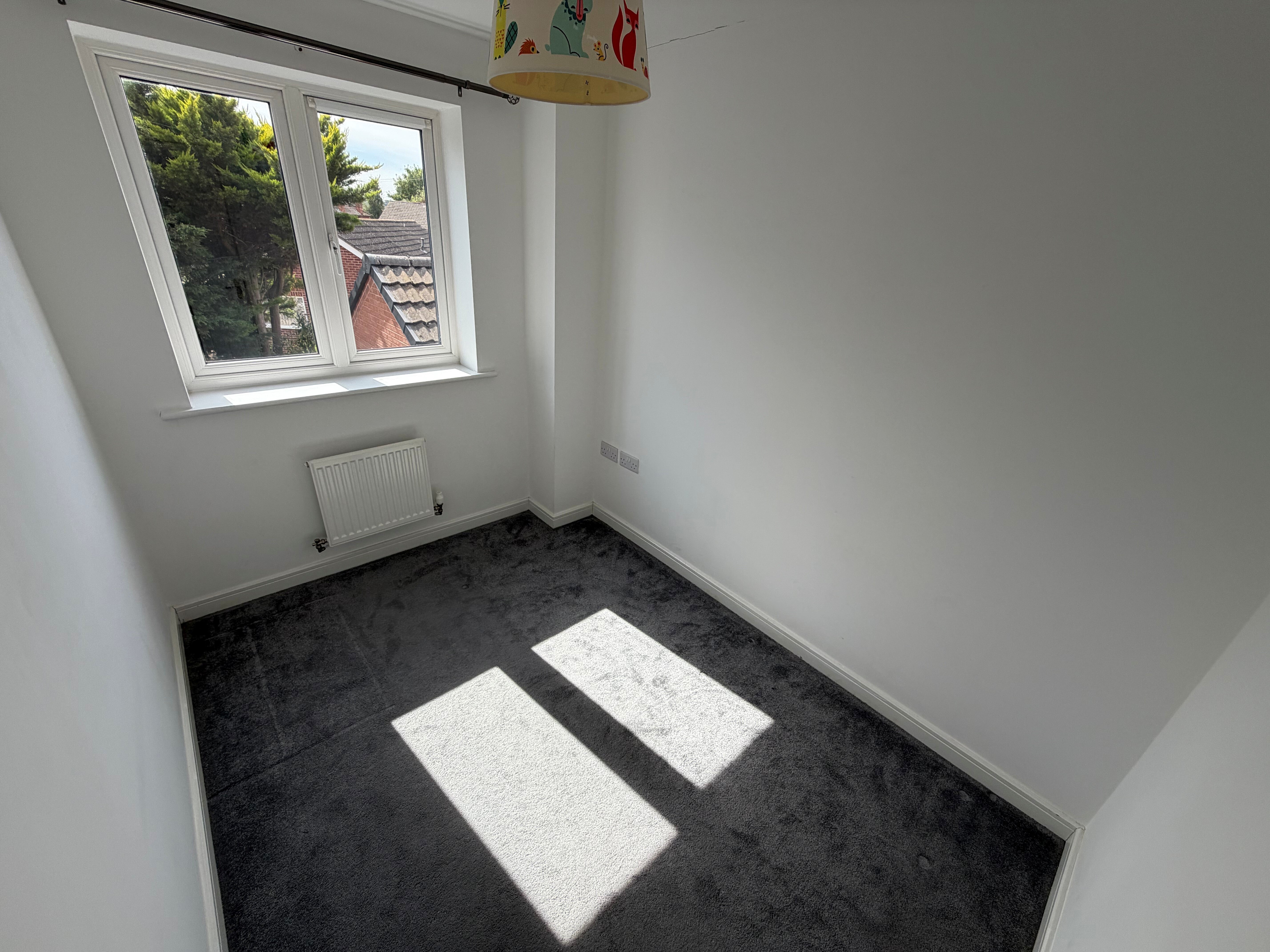 House Autumn Close in Rushcliffe