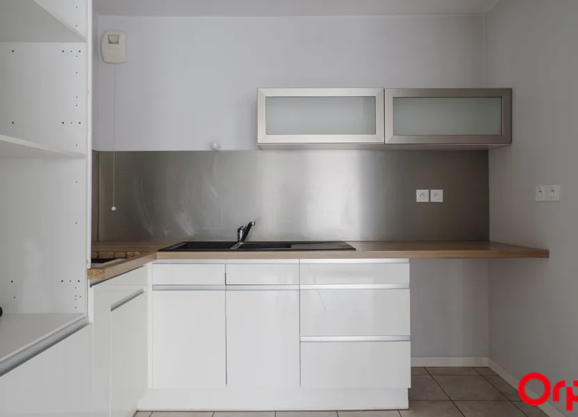 Appartement Rue Raspail à Villeurbanne