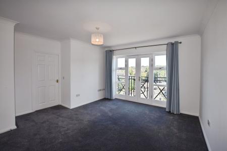 Flat London Road in Dacorum