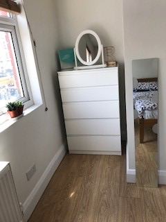 Room Goldhawk Road in Greater London
